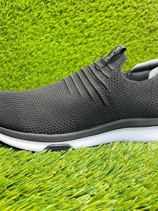 Kuru Atom Slip-On Mens Size 8 Black White Athletic Walking Shoes Sneakers main image 9